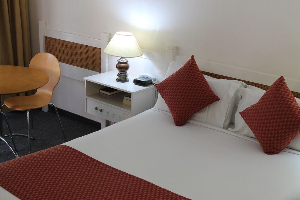 Econo Lodge Dockside Glenelg 애들레이드 외부 사진