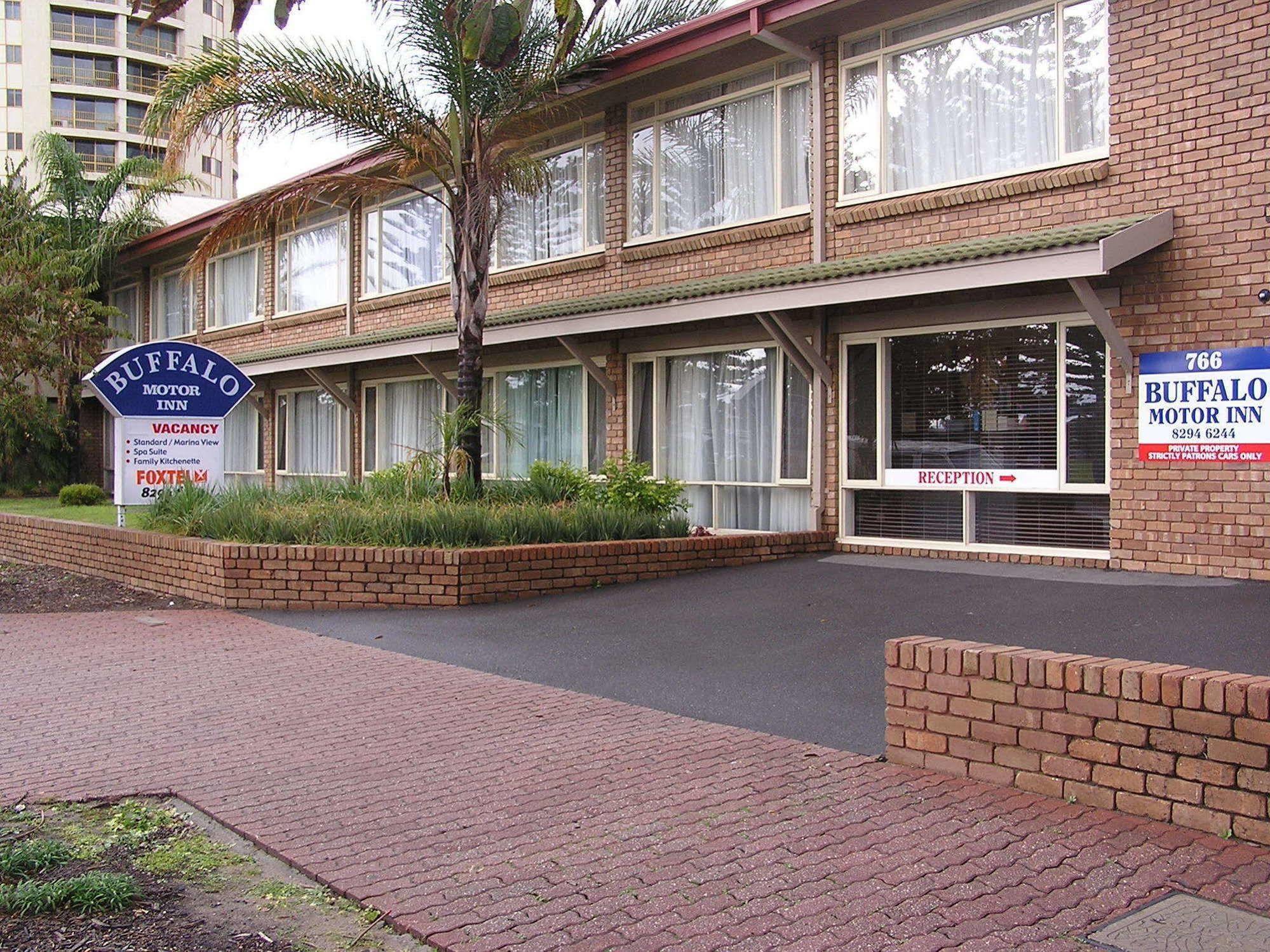 Econo Lodge Dockside Glenelg 애들레이드 외부 사진